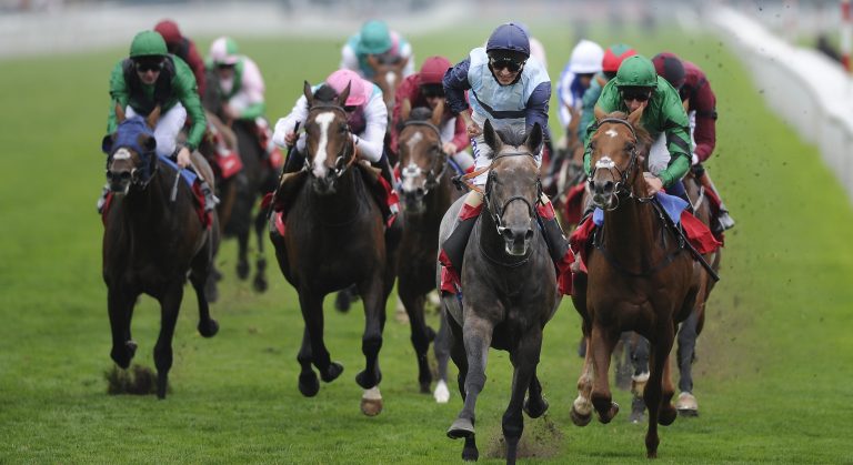 Market Rasen Tips 2025