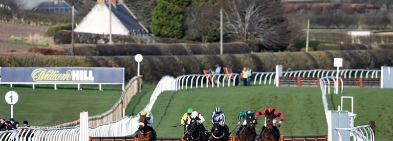 Kelso Horse Racing
